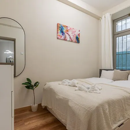 아파트 Sunny & Cozy Stylish -perfect Location- 부다페스트