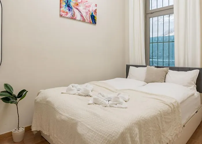 Sunny & Cozy Stylish -perfect Location- Budapest